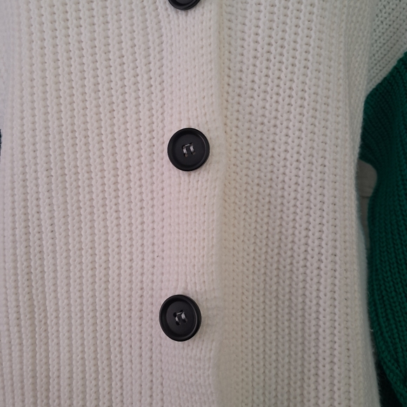 NWOT BooHoo Brand Green White Color Block Cardigan Sweater MED. - Picture 7 of 13